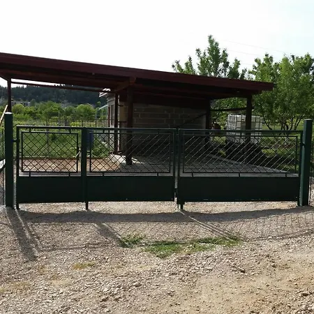 Alpesi faház Stone House Vlasta *