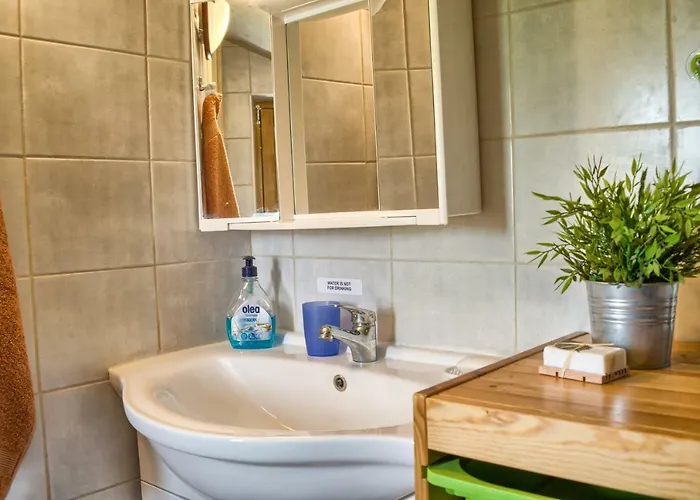 Stone House Vlasta Дрниш